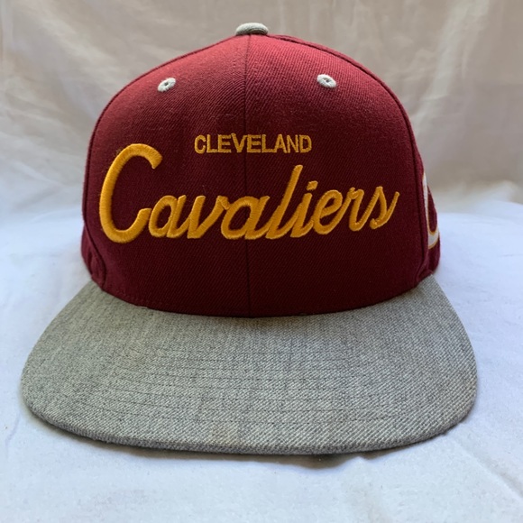 Cleveland Cavaliers Mitchell & Ness SnapBack Hat - Picture 1 of 5